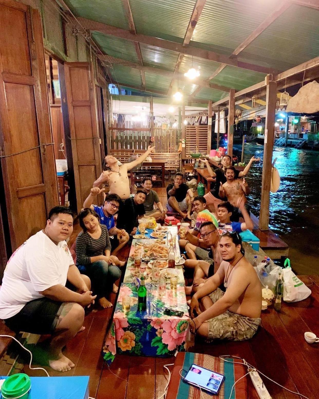 Baanklong Amphawa Homestay Ngoại thất bức ảnh