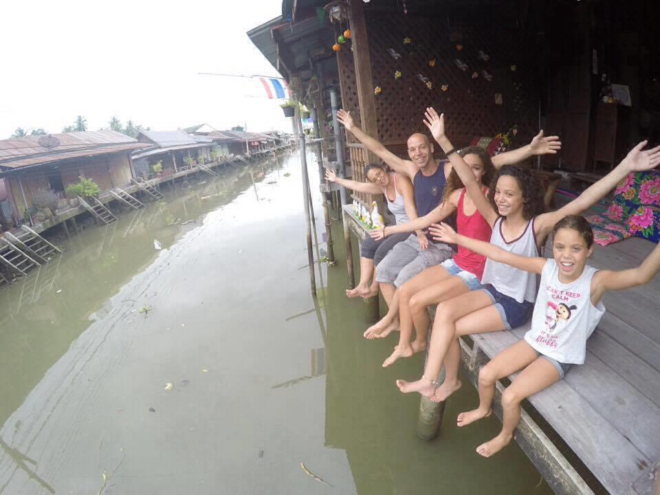 Baanklong Amphawa Homestay Ngoại thất bức ảnh